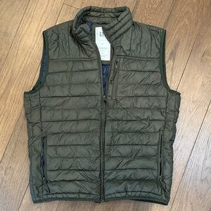 GAP Olive Quilted Men's Vest Large - C27-042